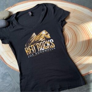 🎸 Joe Bonamassa Red Rocks Concert Tee – Women’s Fitted Medium (2017)